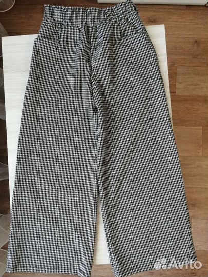 Брюки капри