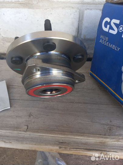 Ступица передняя на Jeep Grand Cherokee