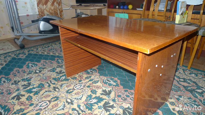 Журнальный стол