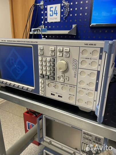 Генератор модулирующих сигналов Rohde Schwarz