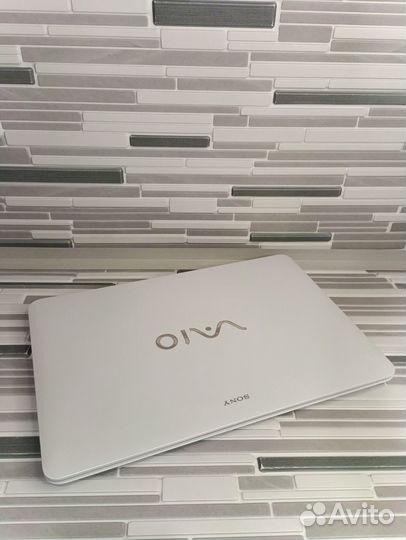 Красавчик Sony Waio