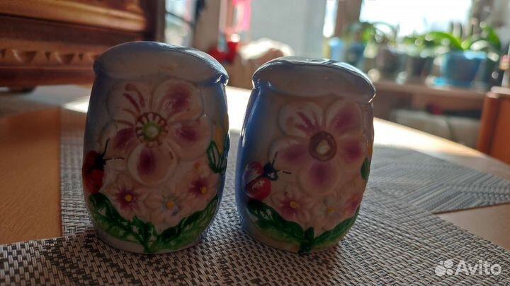 Солонка и перечница