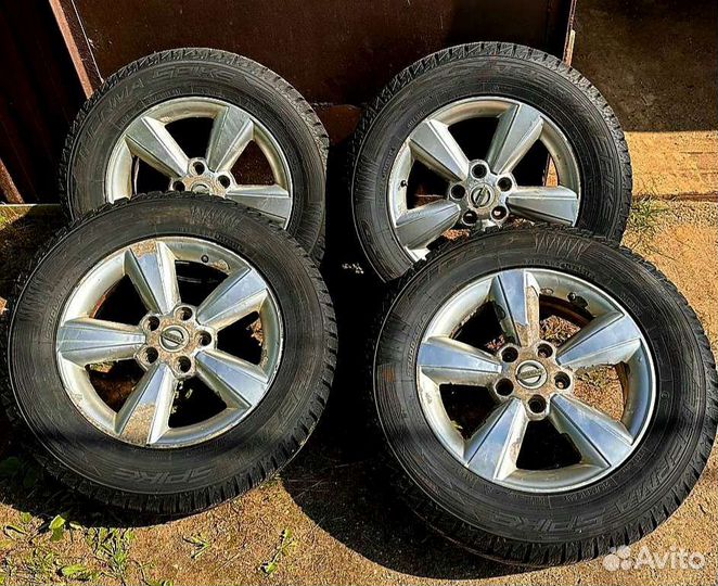 Зимние шины на дисках Nitto Therma Spike 215/65R16