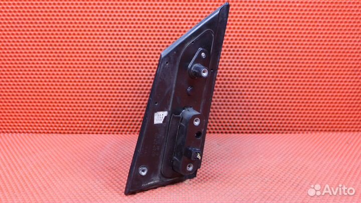 Зеркало заднего вида боковое правое Hyundai Starex