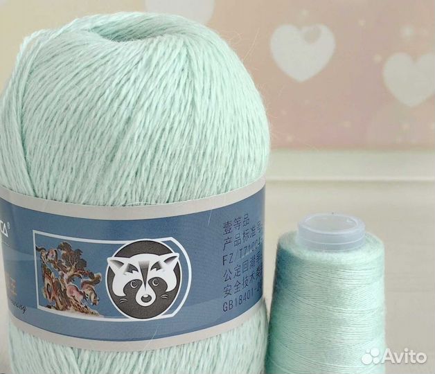 Комплект из пуха норки шапка и митенки