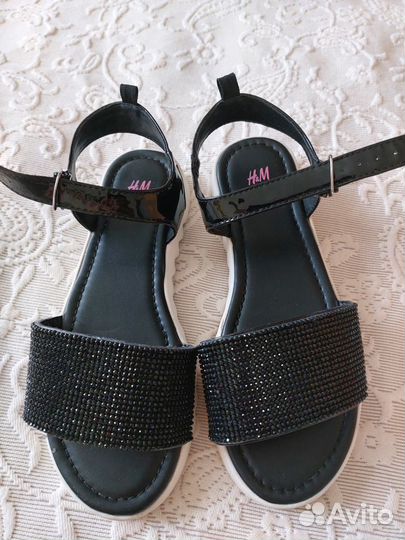 Черные босоножки H&M для девочки
