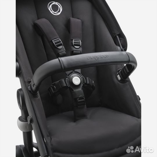 Коляска Bugaboo Fox 5 Black / Midnight Black