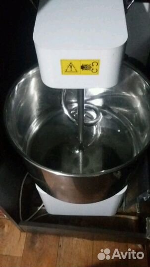 Тестомес в отличном состоянии