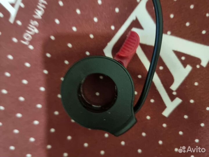 Курок газа для электросамоката