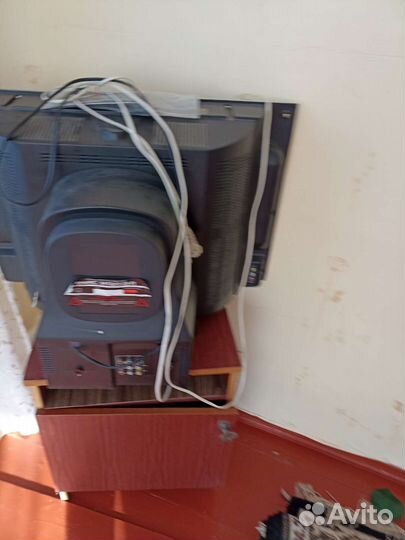 Телевизор бу oniks