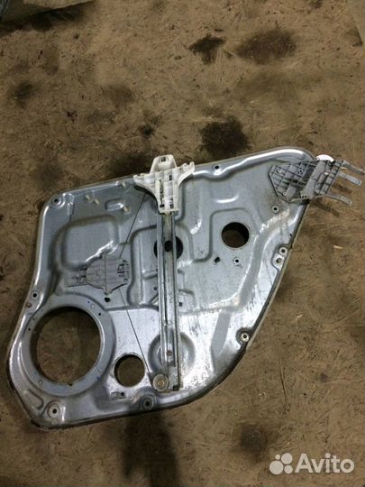 Стеклоподъемник задний левый Hyundai Grandeur