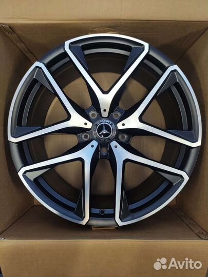 Диски на Мерседес Гелинтваген r21 5x130 новые