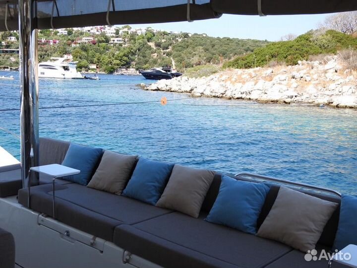 Парусный катамаран Lagoon 560 S2