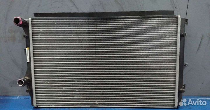 Радиатор охлаждения Audi A3 8P