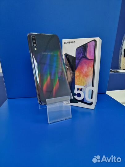 Samsung A50 4/64 Гб