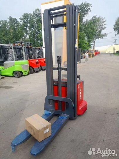 Электрический штабелер JAC CDD 1,6т – 5,5м