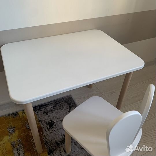 Детский стол и стул