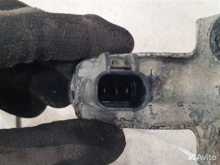 Концевик капота Kia Ceed 2012-2018