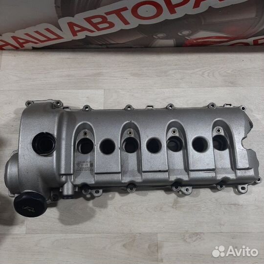 Клапанная крышка правая Porsche Cayenne 955/957