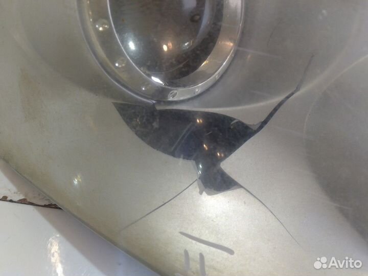 Фара левая (SsangYong Rexton)