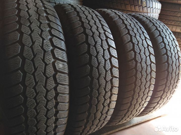 Viking SnowTech 205/50 R17