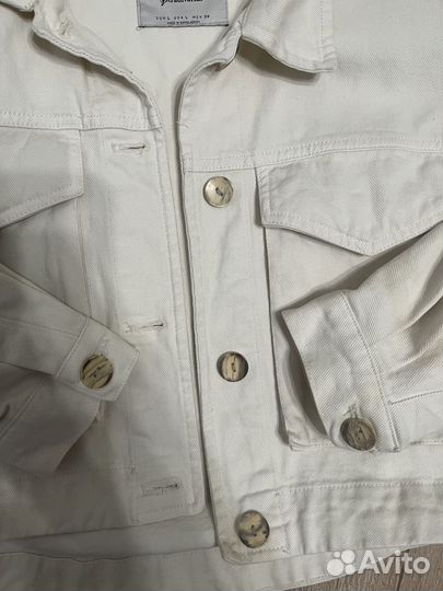 Джинсовая куртка stradivarius