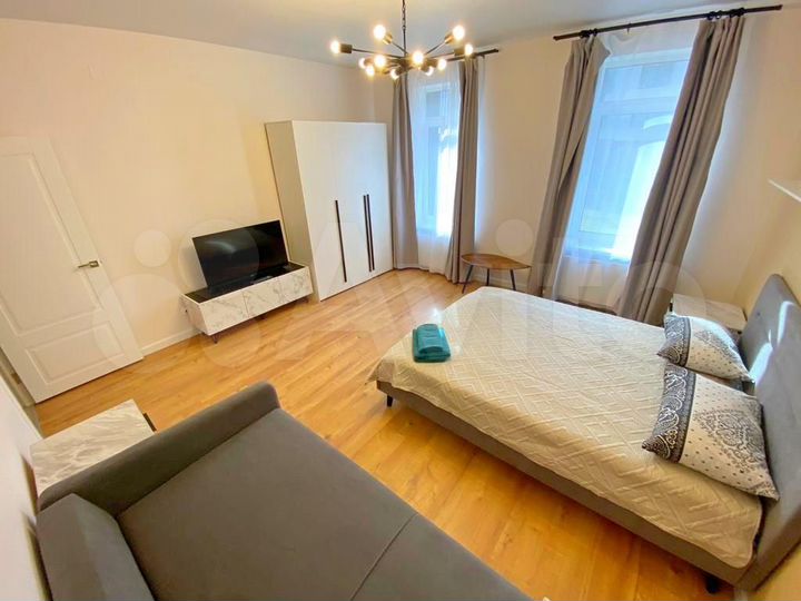 2-к. квартира, 70 м², 2/12 эт.