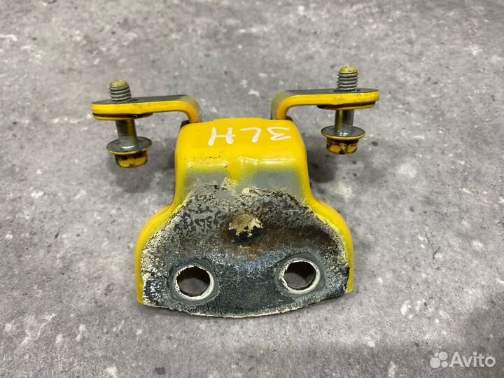 Петля двери задней левой нижняя Chevrolet Aveo