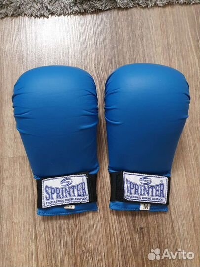 Боксерские перчатки на 7-9лет
