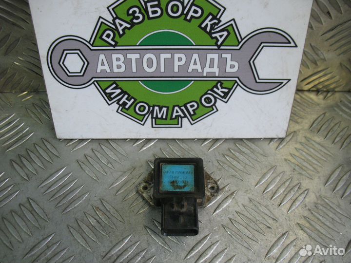 Реле вентилятора Dodge Caravan 3 2.4