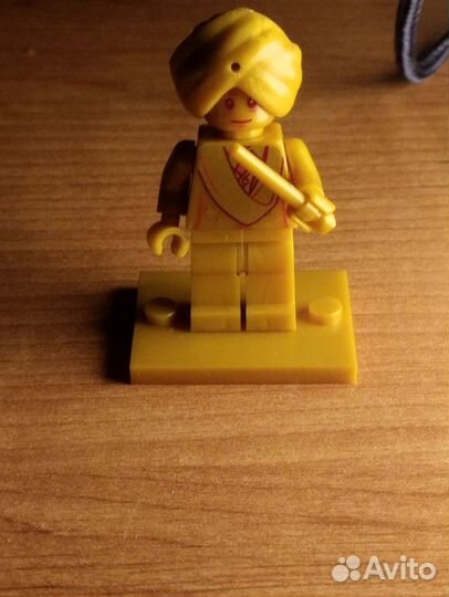 Юбилейная лего фигурка Золотой Квирал