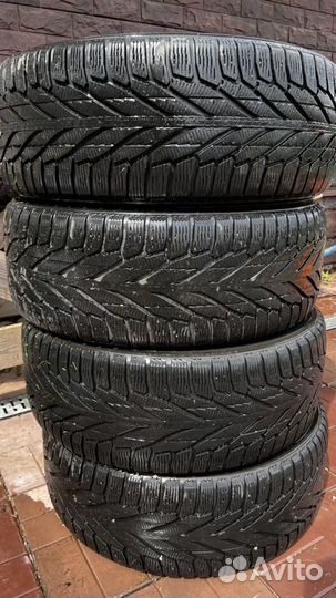 Nokian Tyres Hakkapeliitta R2 SUV 255/60 R18