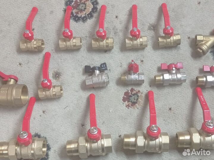 Кран, вентиль, бугатти