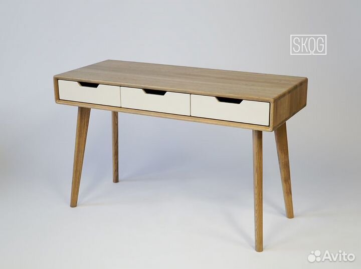 Консольный стол — «Обычный» из дуба