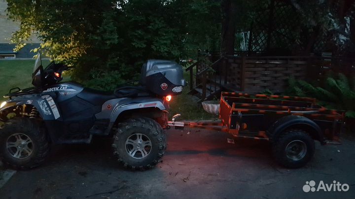 Продам квадроцикл Арктик Кет 700Круизер