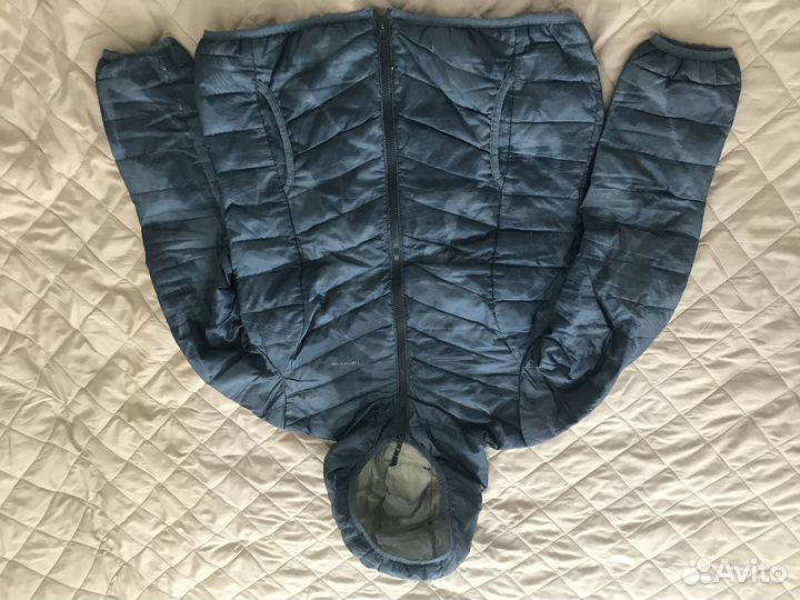 Тонкий пуховик