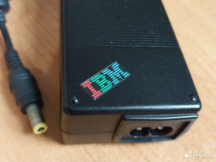 Блок питания IBM AC Adapter 16V
