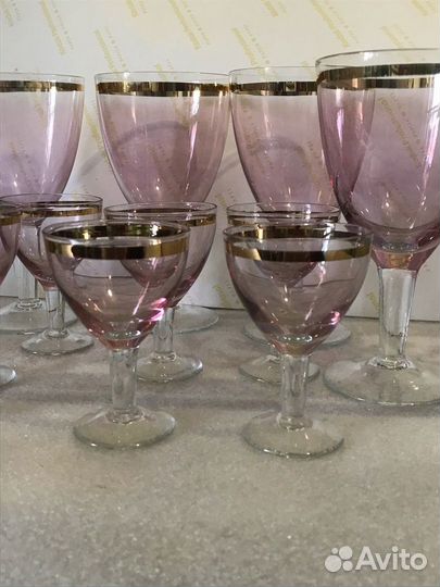 Стеклянные фужеры и рюмки Марганцевые с золотом. С