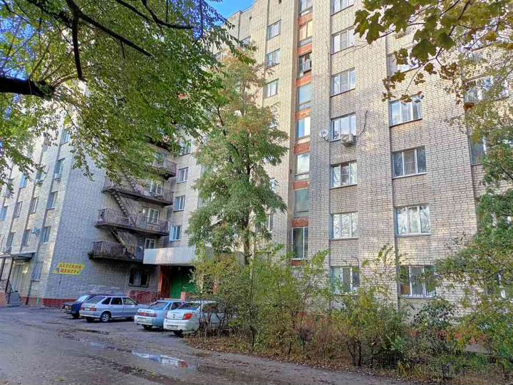 Комната 14 м² в 1-к., 4/9 эт.