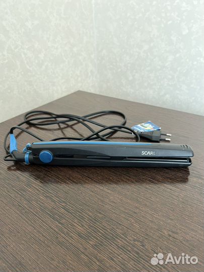 Выпрямитель для волос Scarlett