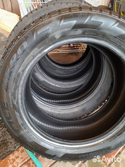 Pirelli Winter Ice Zero 235/55 R19 105H