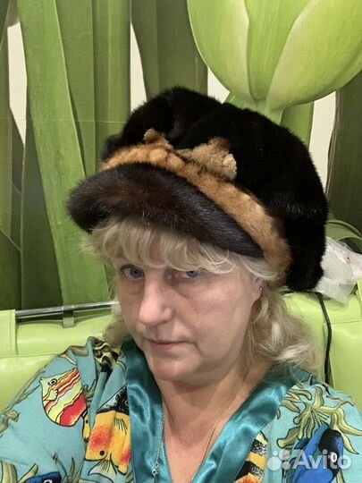 Норковая меховая шапка