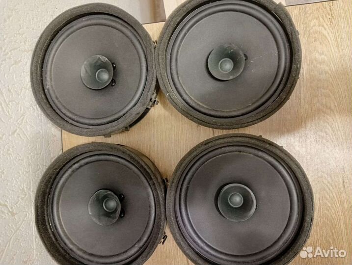 Штатное головное устройство Mitsubishi Outlander 3