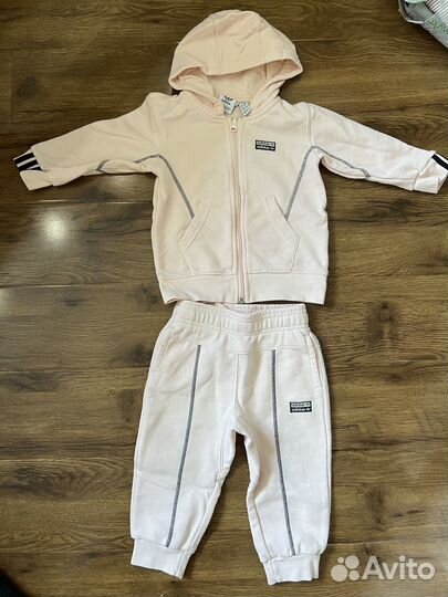 Спортивный костюм adidas для девочек