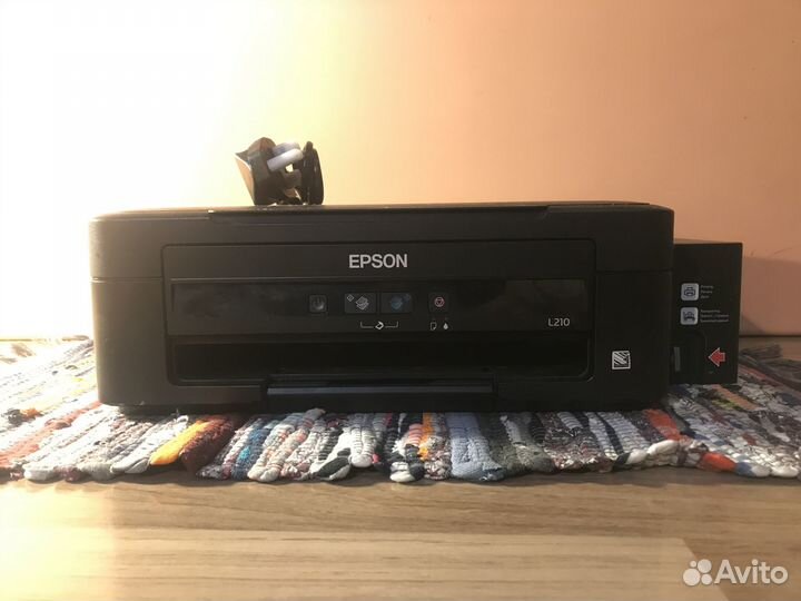 Принтер струйный Epson L210, цветной