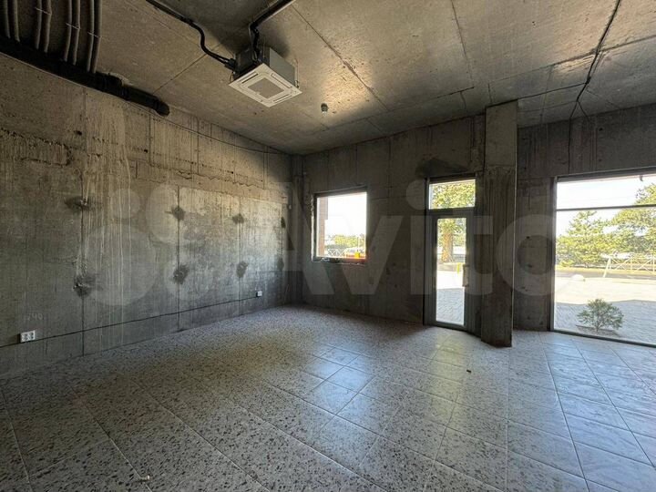 Сдам торговое помещение, 64.8 м²