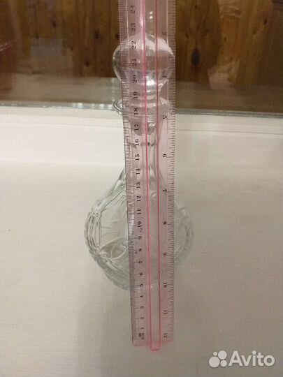 Графин, ложки, вилки, салатники, тарелки