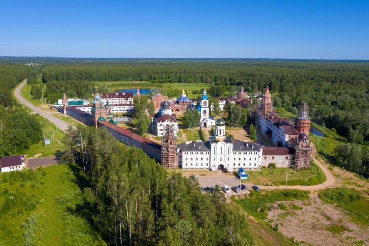 Участок 4,26 га (СНТ, ДНП)