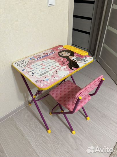 Детский стол и стул