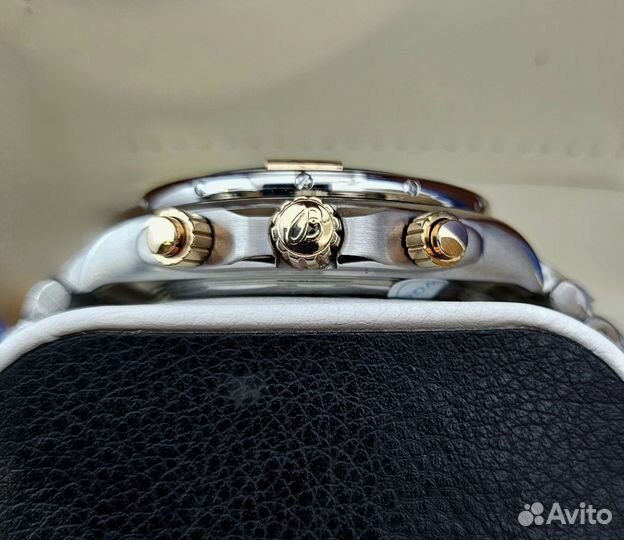Премиальные часы Breitling Chronomat